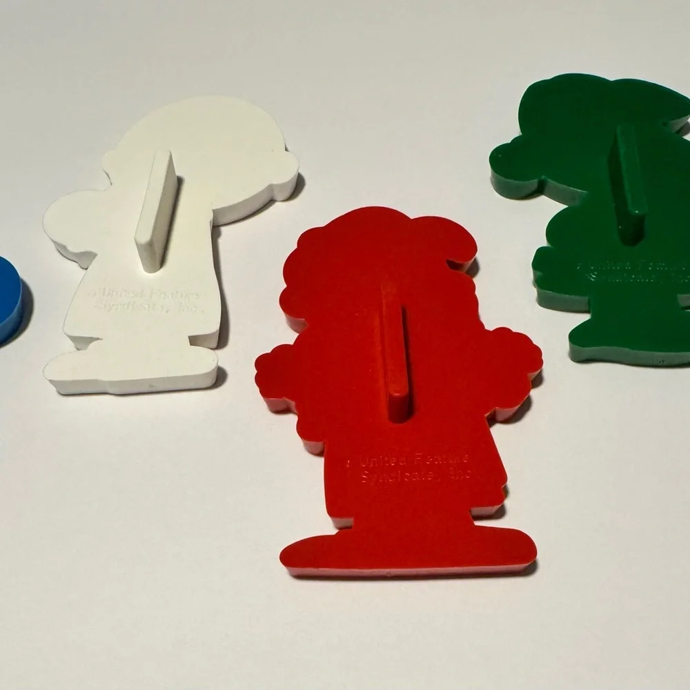 Charlie Brown Peanuts Cookie Cutters Set of 4 Linus Lucy Snoopy Comics